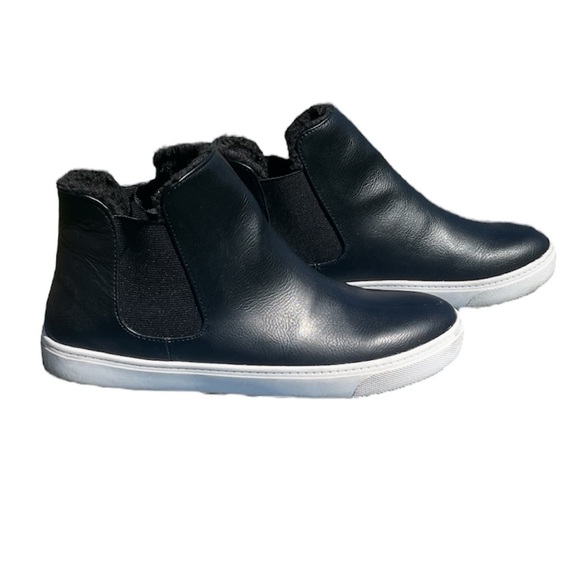 Arizona Jean Company Shoes - Women’s Arizona Jean black casual ankle boots size 10